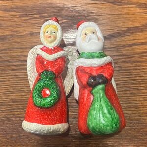 Pair of holiday trinkets